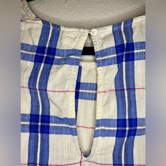 💥BOGO💥Old Navy Sleeveless Top. Size Medium. Red, White and Blue - Picture 3 of 6